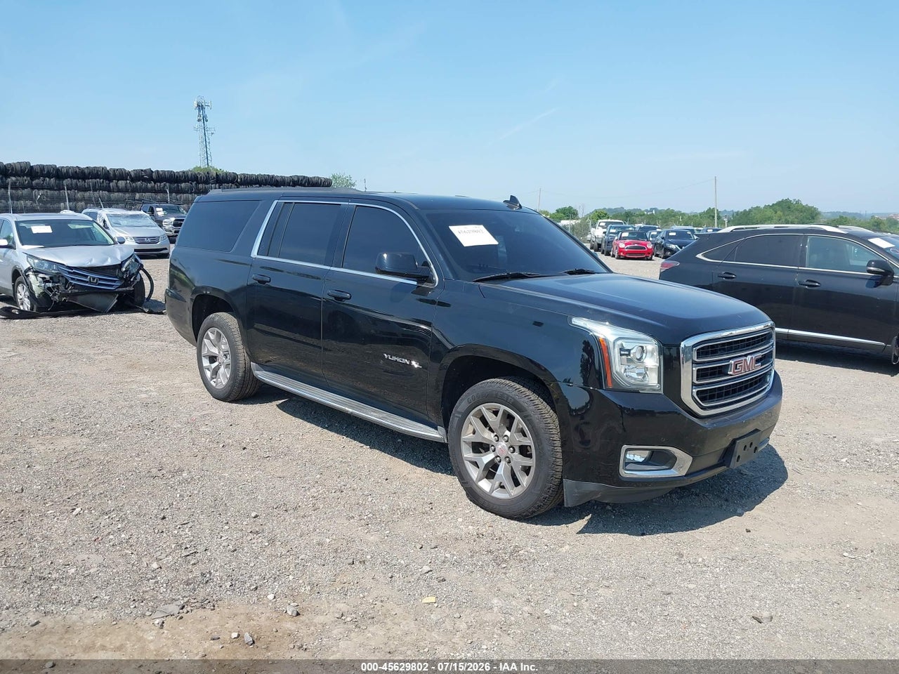 1GKS2FKC0JR****** · 2018 GMC YUKON XL SLE