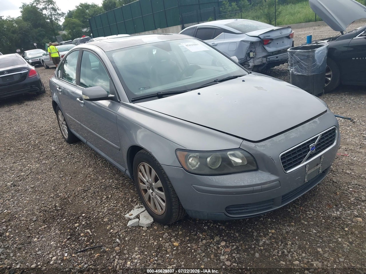 YV1MS382X42****** · 2004 VOLVO S40 2.4I
