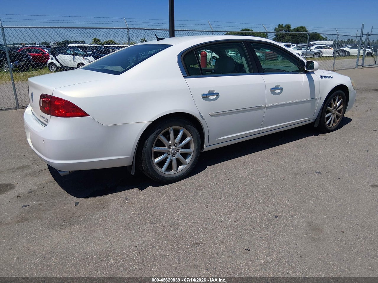 2007 BUICK LUCERNE CXS · 4/11