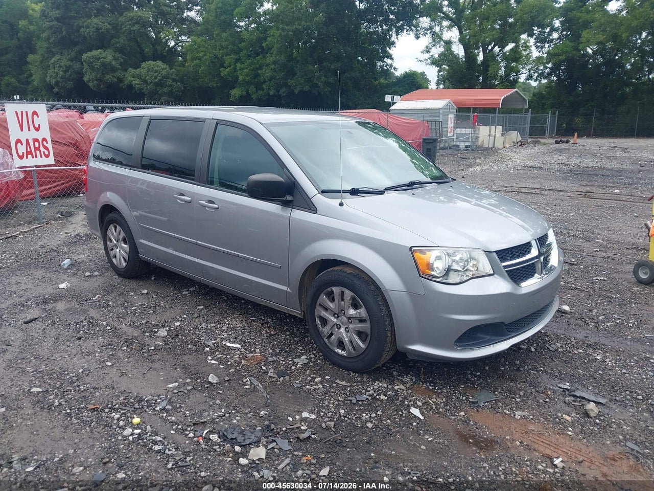 2C4RDGBG6HR****** · 2017 DODGE GRAND CARAVAN SE