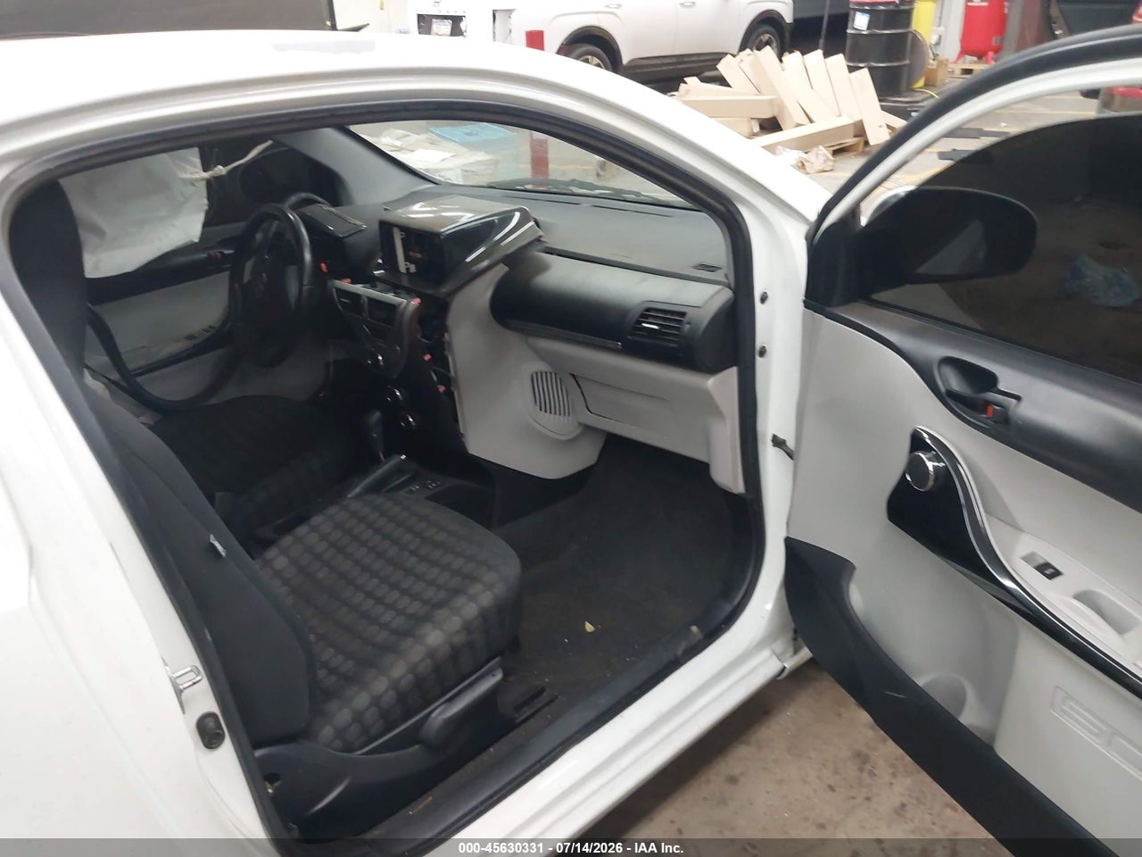 2012 SCION IQ   · 5/11