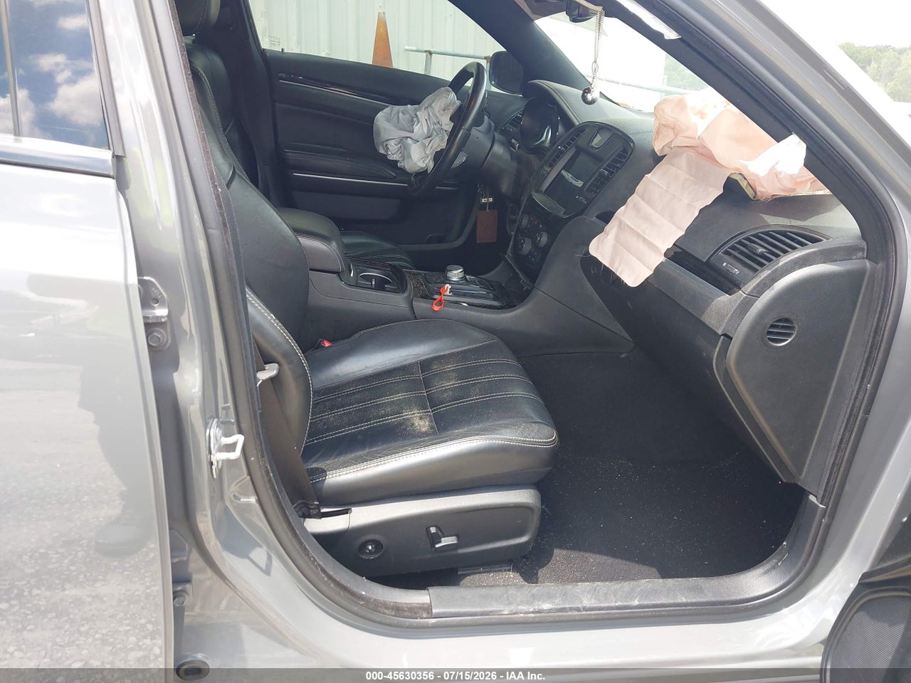2019 CHRYSLER 300 300S · 5/10