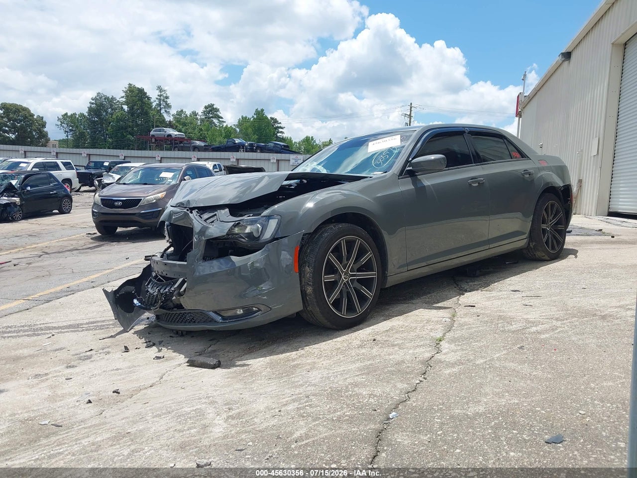 2019 CHRYSLER 300 300S · 2/10