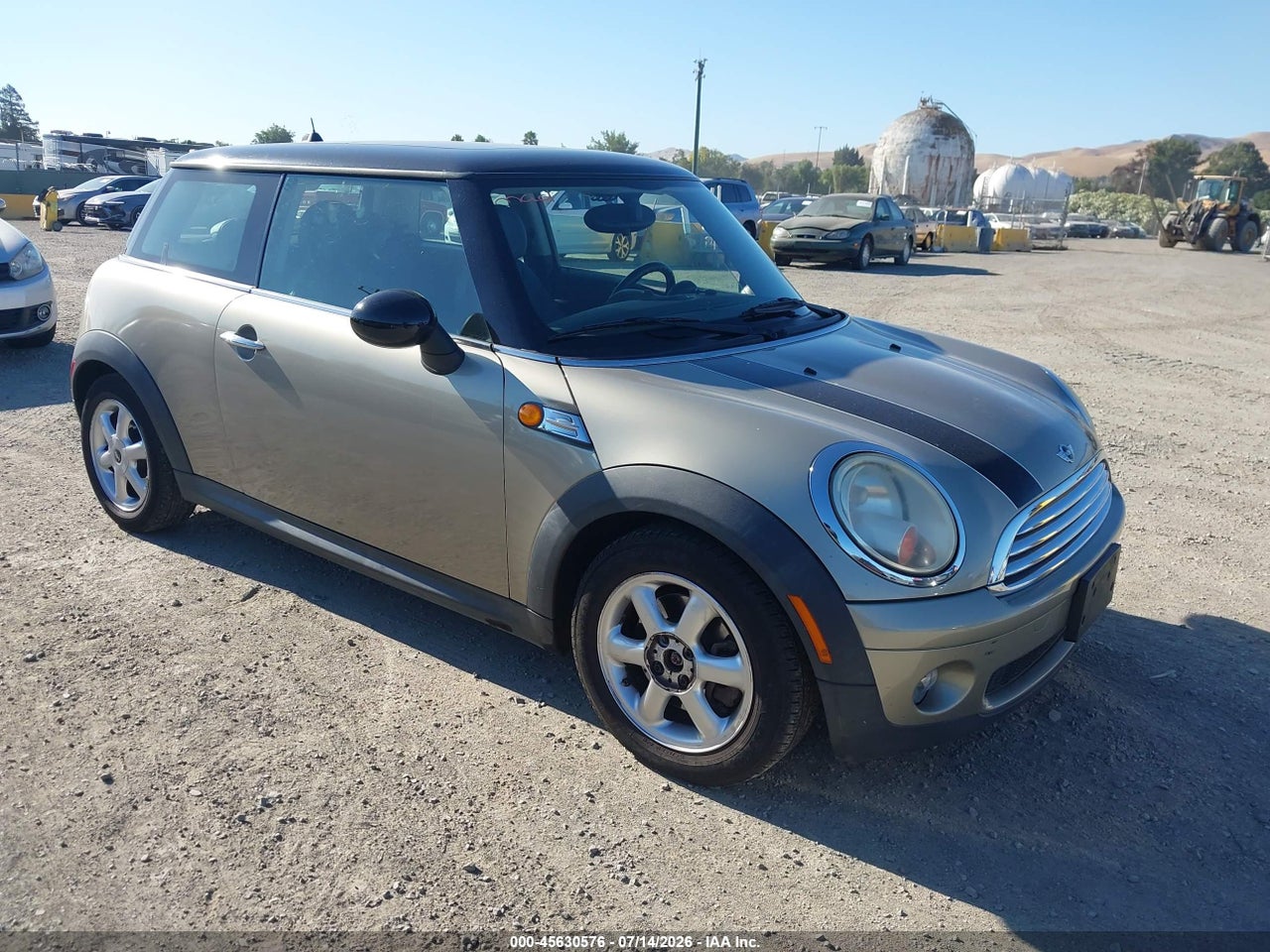 WMWMF3C58AT****** · 2010 MINI COOPER