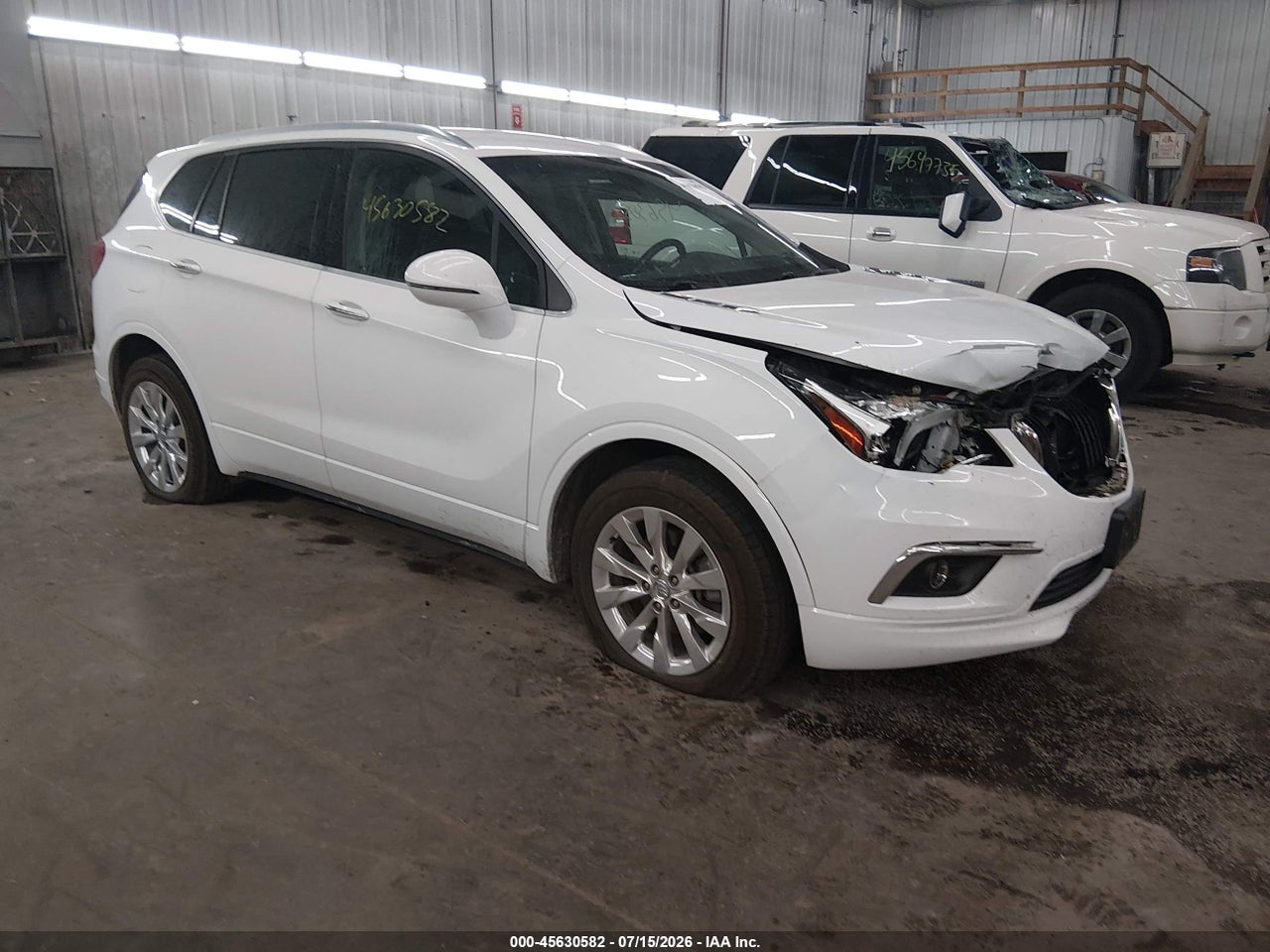 LRBFX1SA1JD****** · 2018 BUICK ENVISION ESSENCE