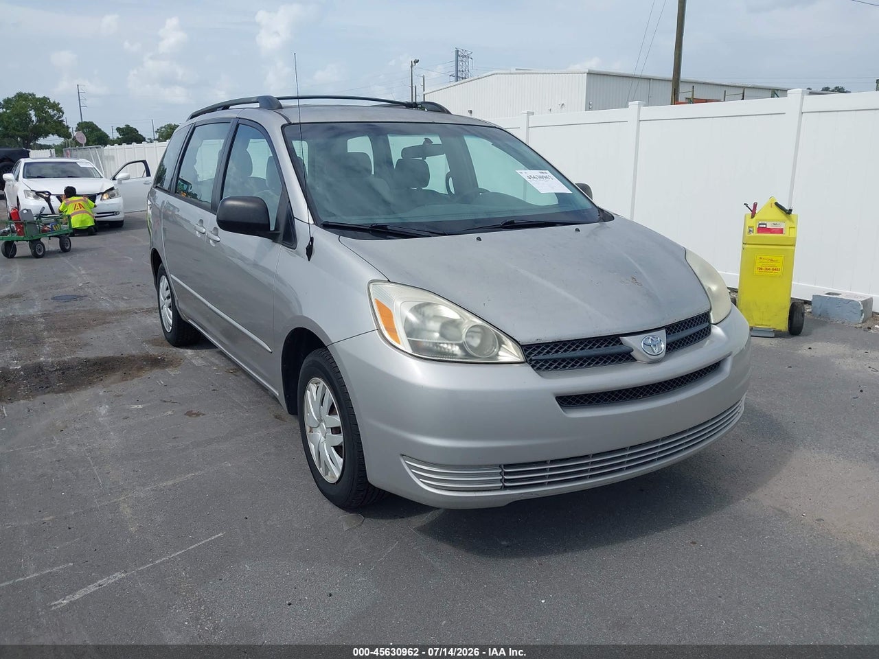 5TDZA23C75S****** · 2005 TOYOTA SIENNA CE