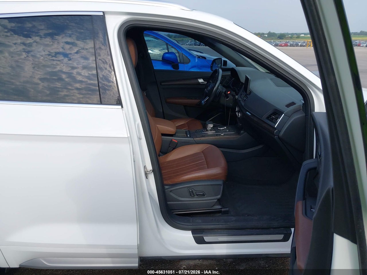 2018 AUDI Q5 2.0T PREMIUM/2.0T TECH PREMIUM · 5/11