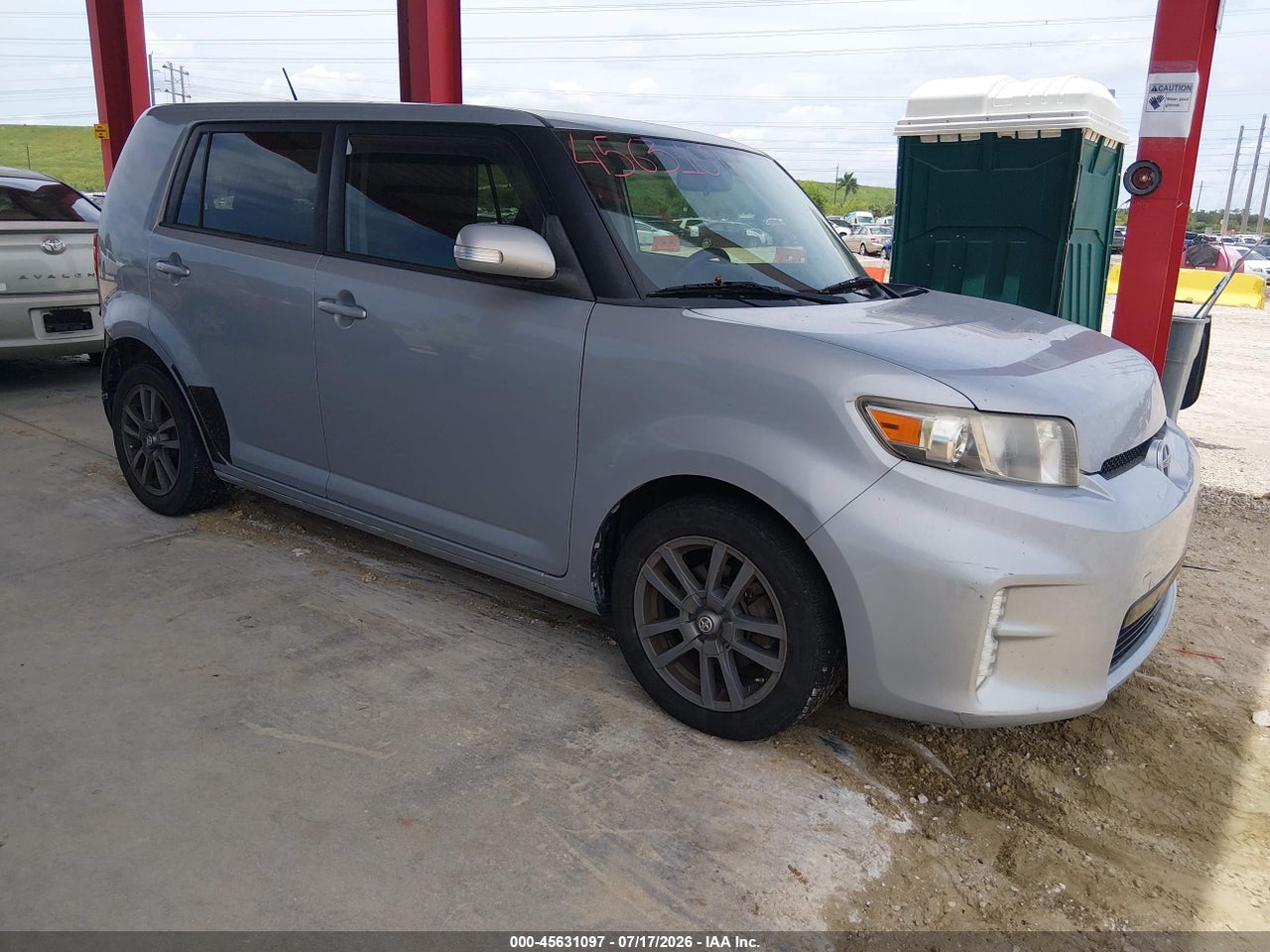 JTLZE4FE0DJ****** · 2013 SCION XB 10 SERIES