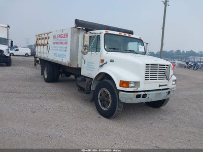 1999 INTERNATIONAL 4000 4700
