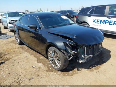 2017 LEXUS IS 200T