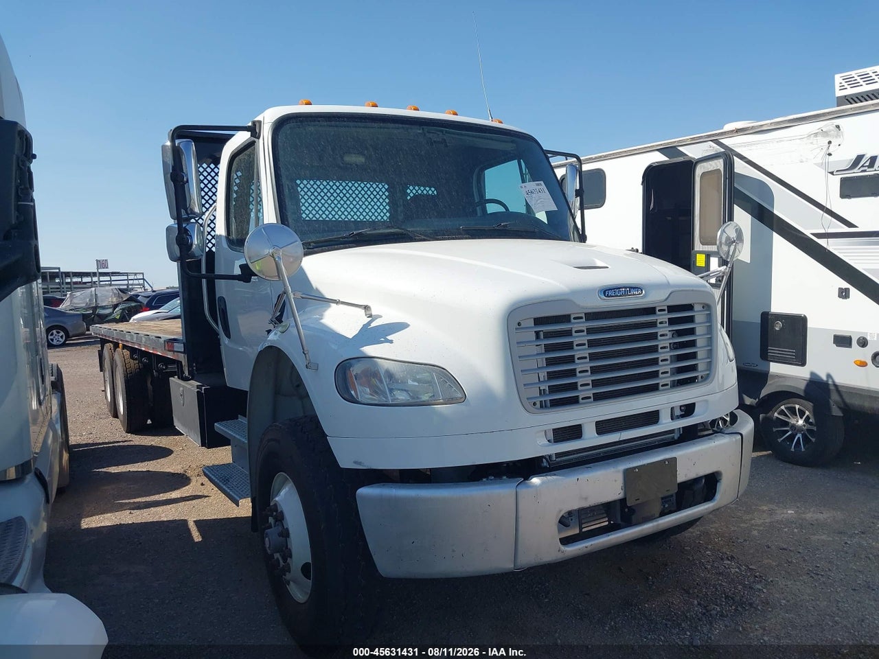 1FVHCYCY1HH****** · 2017 FREIGHTLINER M2 106