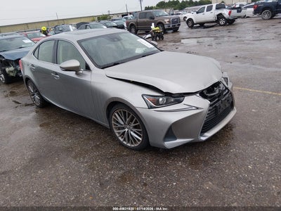 2017 LEXUS IS 200T