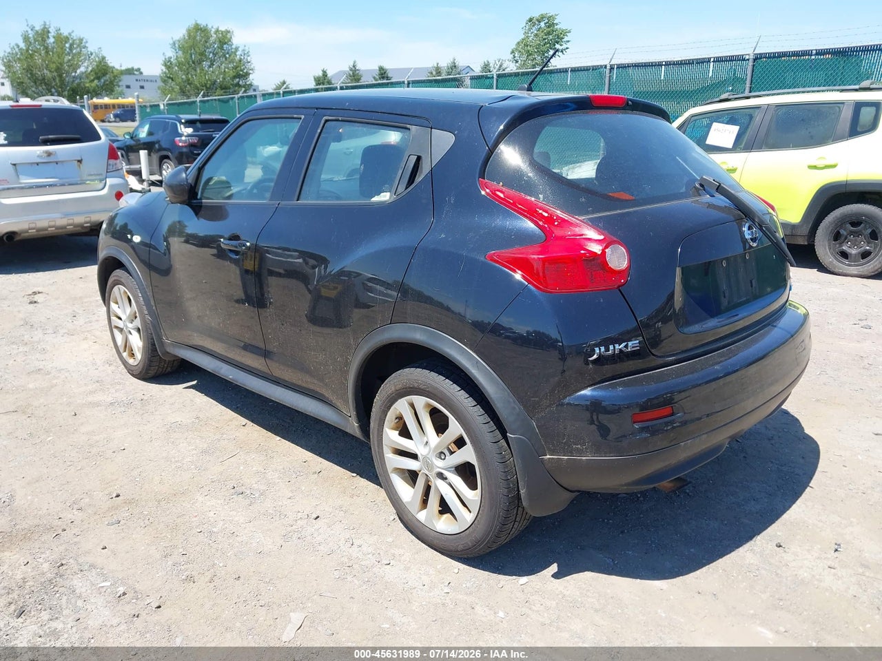 2014 NISSAN JUKE S · 3/11