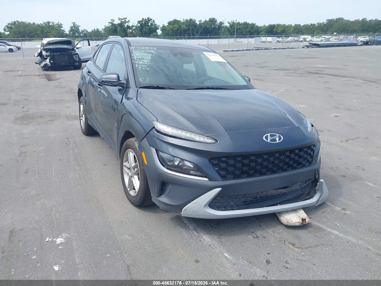 KM8K22ABXNU****** · 2022 HYUNDAI KONA SE