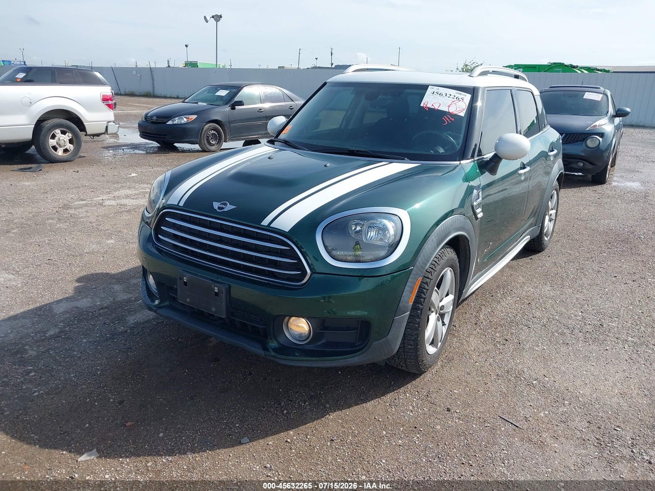2017 MINI COUNTRYMAN COOPER · 2/11