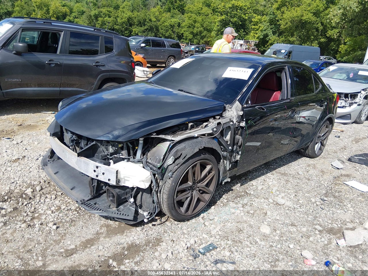 2016 LEXUS IS 200T · 2/11