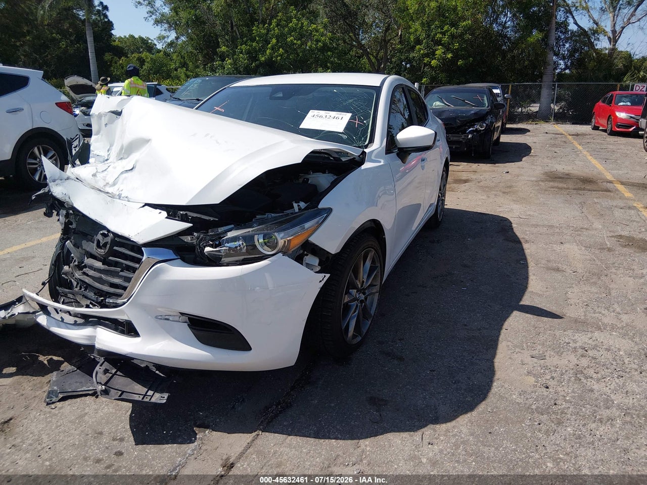 2018 MAZDA MAZDA3 TOURING · 2/11