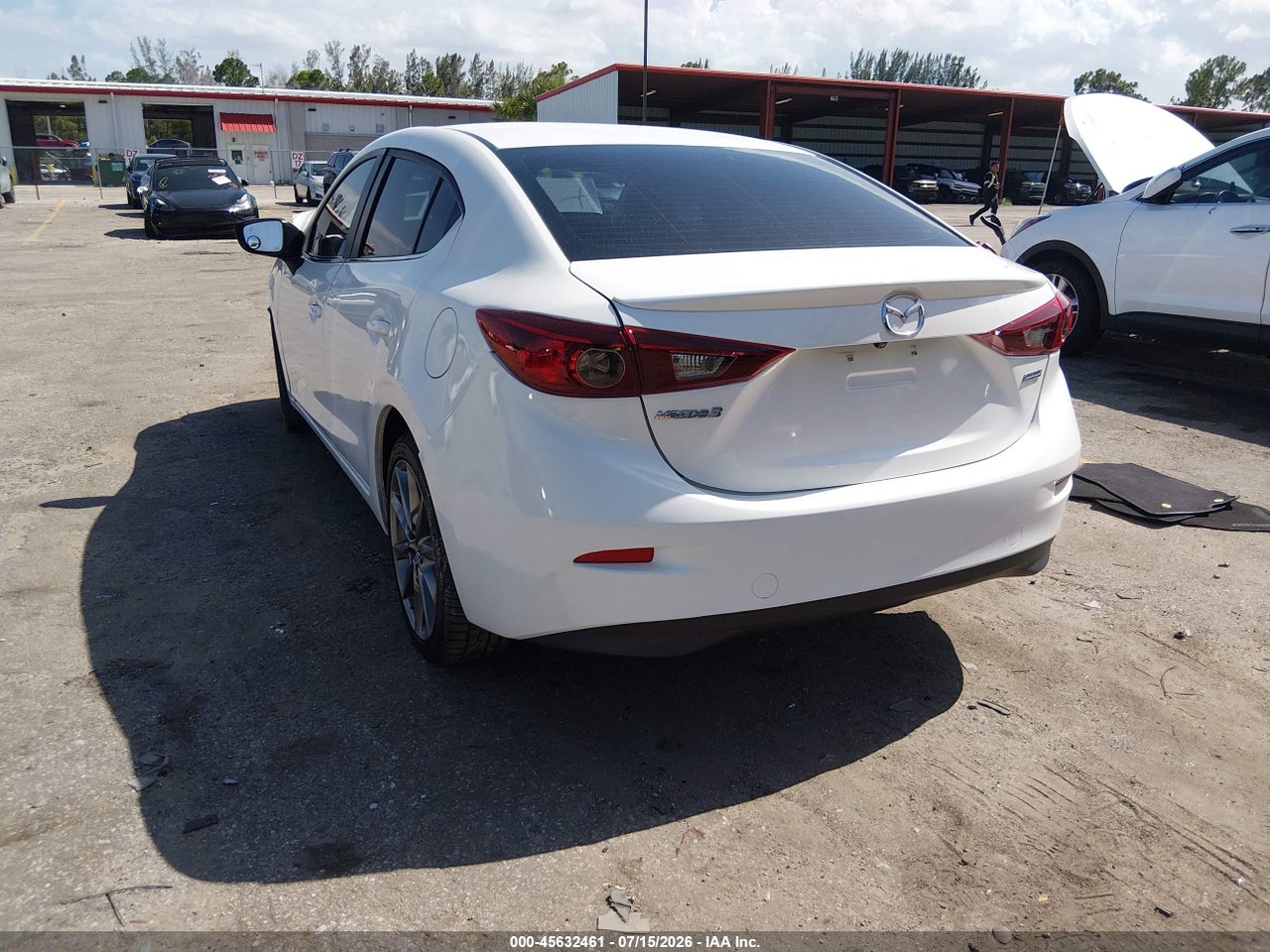 2018 MAZDA MAZDA3 TOURING · 3/11