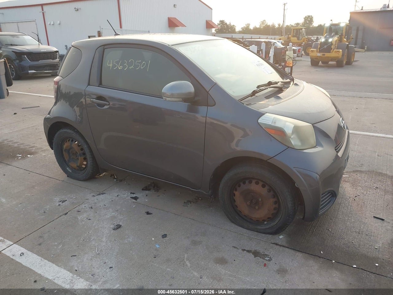 JTNJJXB01DJ****** · 2013 SCION IQ