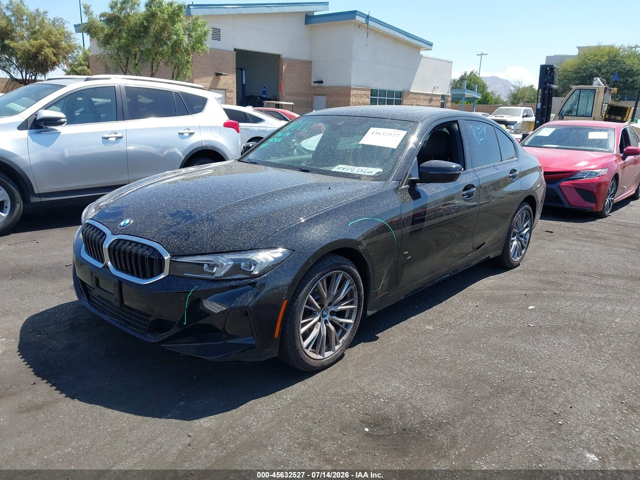2023 BMW 330I   · 2/11