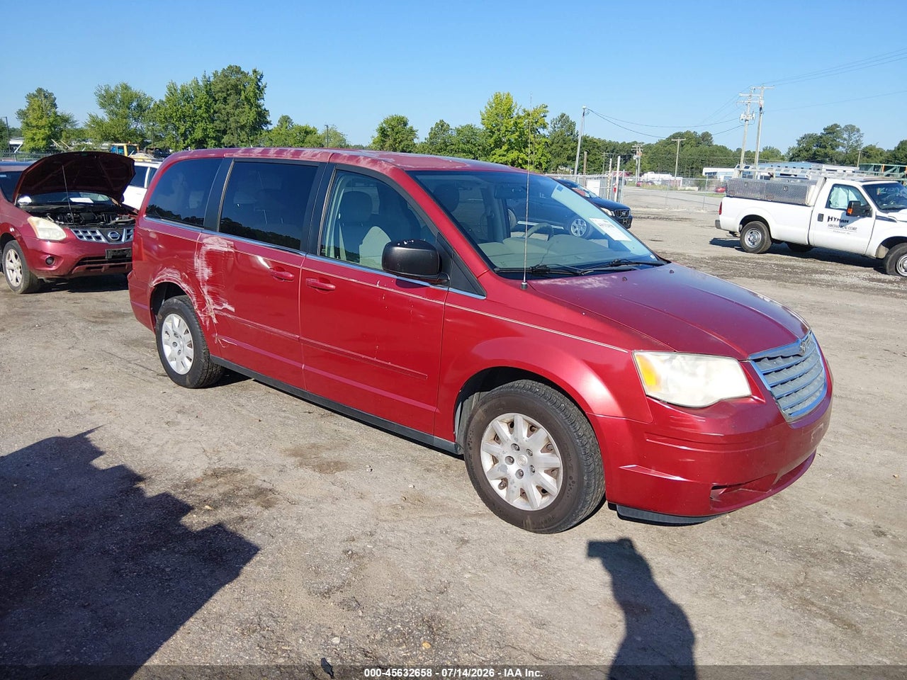 2A4RR4DE3AR****** · 2010 CHRYSLER TOWN &amp; COUNTRY LX