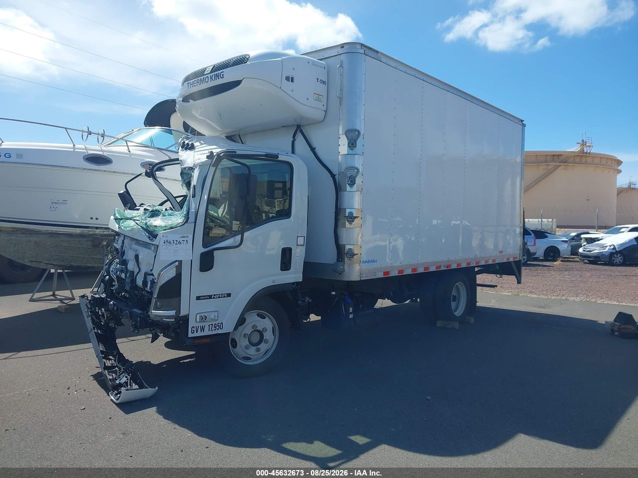 2025 ISUZU NRR · 2/4
