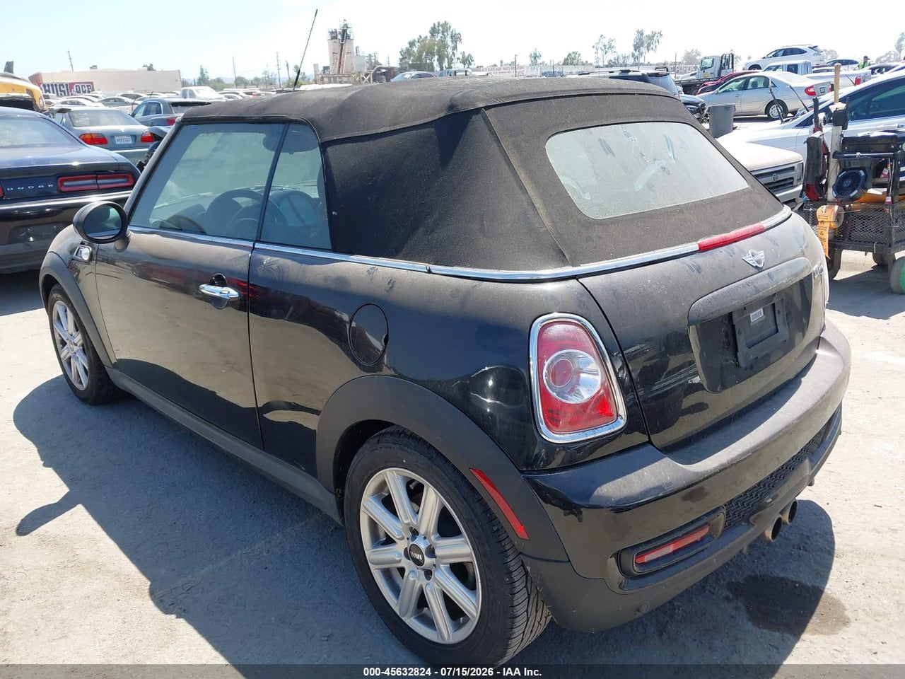 2015 MINI CONVERTIBLE COOPER S · 3/11
