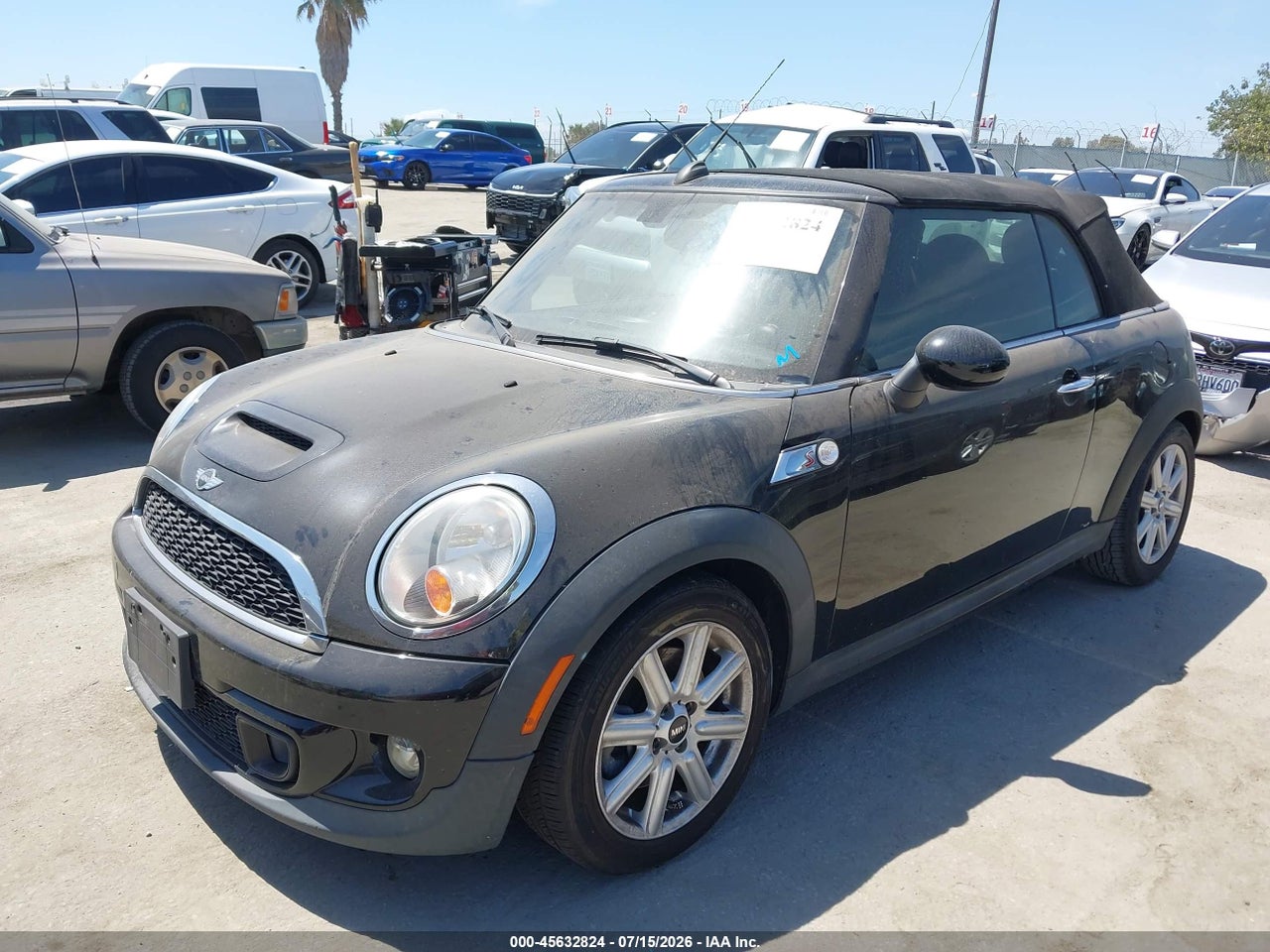 2015 MINI CONVERTIBLE COOPER S · 2/11