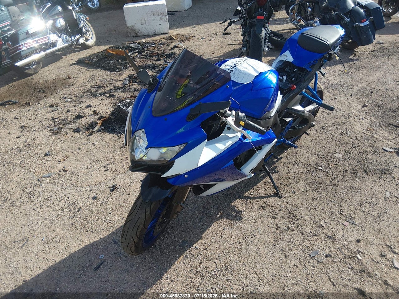 JS1GR7LA082****** · 2008 SUZUKI GSX-R750