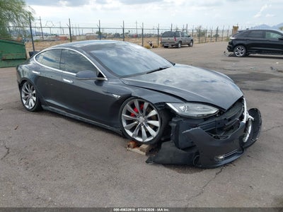 5YJSA1E48FF****** · 2015 TESLA MODEL S 85D/P85D