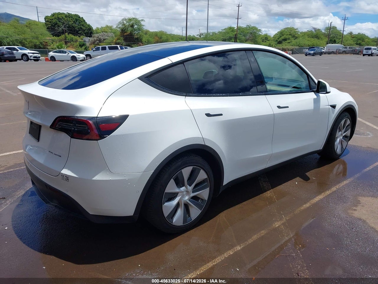 2021 TESLA MODEL Y LONG RANGE DUAL MOTOR ALL-WHEEL DRIVE · 4/11