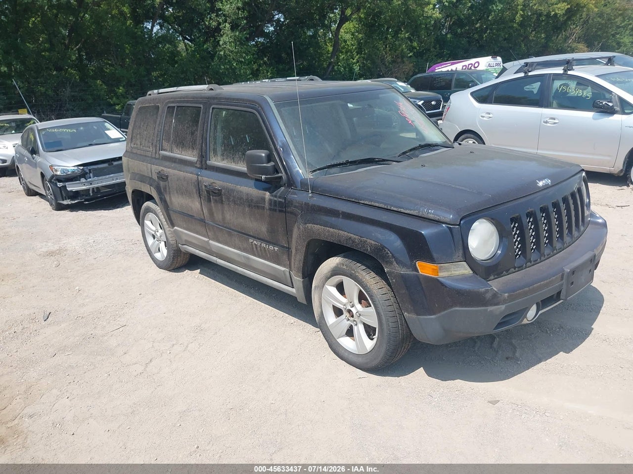 1J4NT4GB8BD****** · 2011 JEEP PATRIOT LATITUDE X