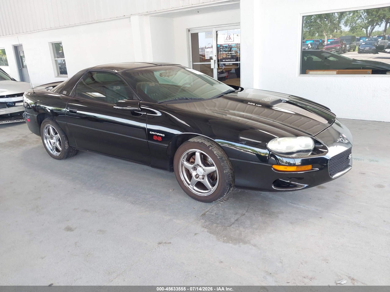 2G1FP22G612****** · 2001 CHEVROLET CAMARO Z28