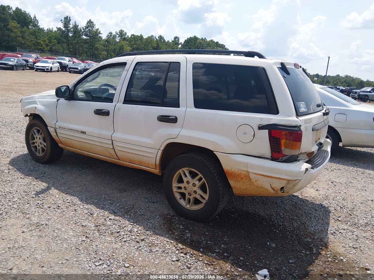 2004 JEEP GRAND CHEROKEE LAREDO · 3/11