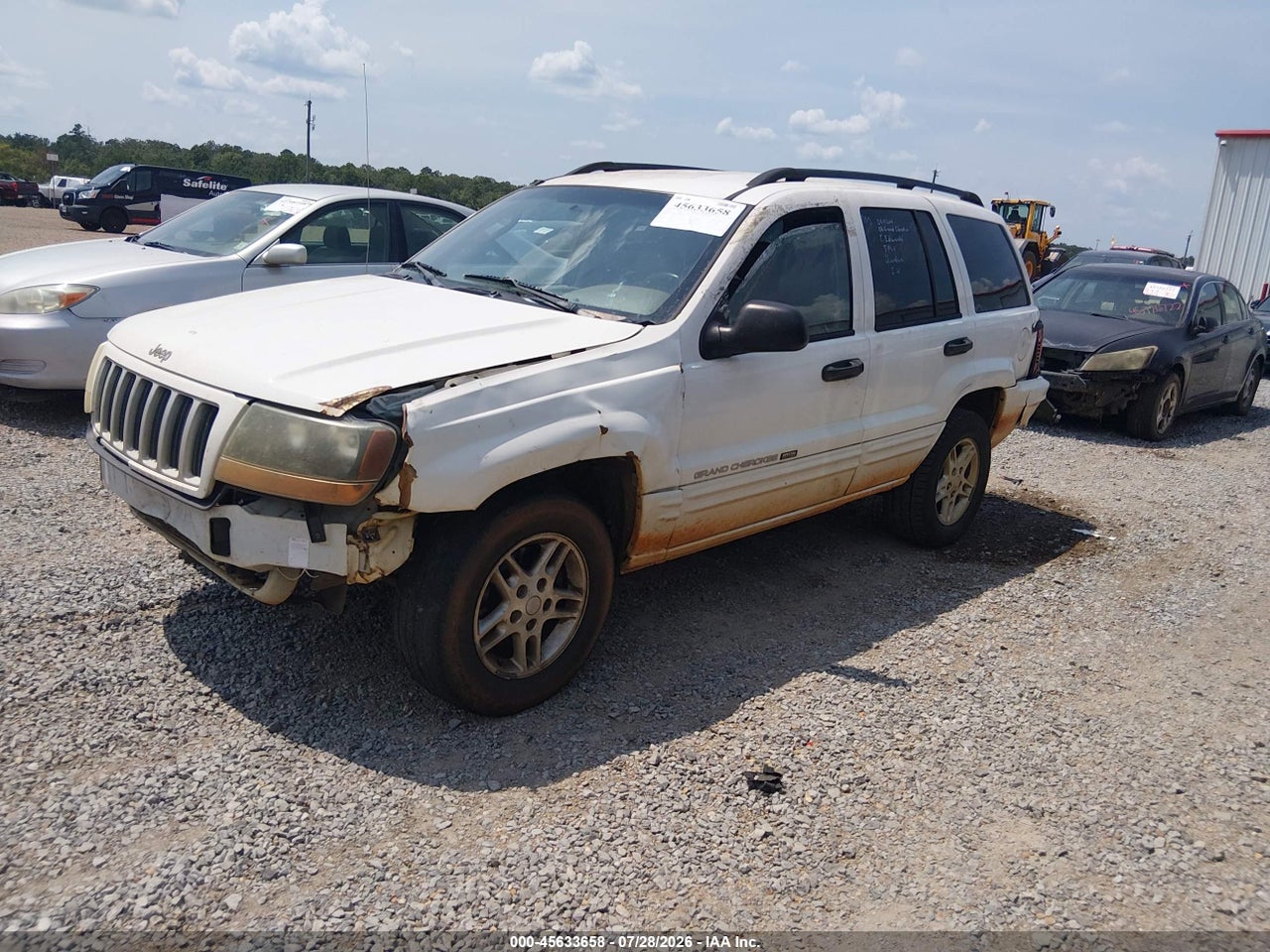 2004 JEEP GRAND CHEROKEE LAREDO · 2/11