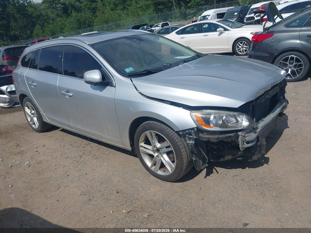 YV140MEB5F1****** · 2015 VOLVO V60 T5 PREMIER