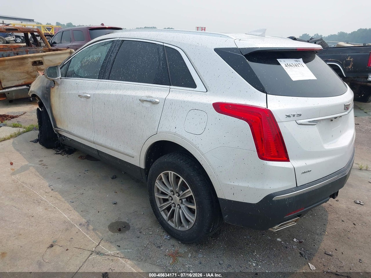 2017 CADILLAC XT5 LUXURY · 3/10