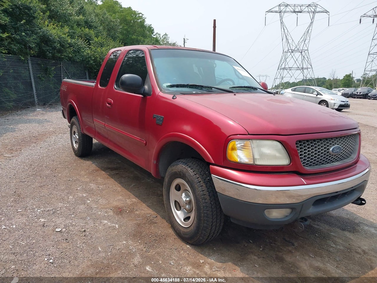 1FTRX18W7YN****** · 2000 FORD F-150 LARIAT/WORK SERIES/XL/XLT