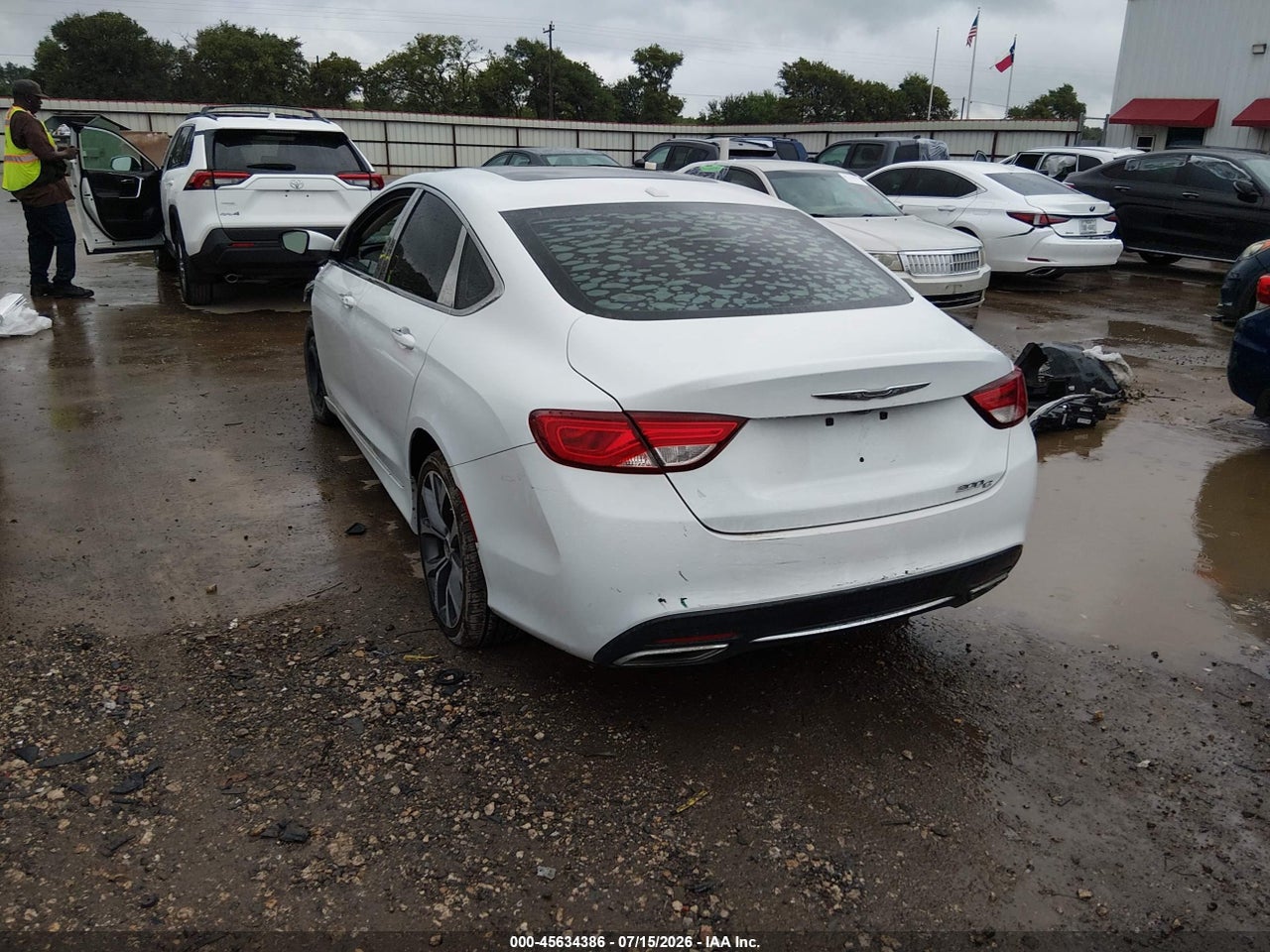 1C3CCCCG1GN****** · 2016 CHRYSLER 200 C · 3/11