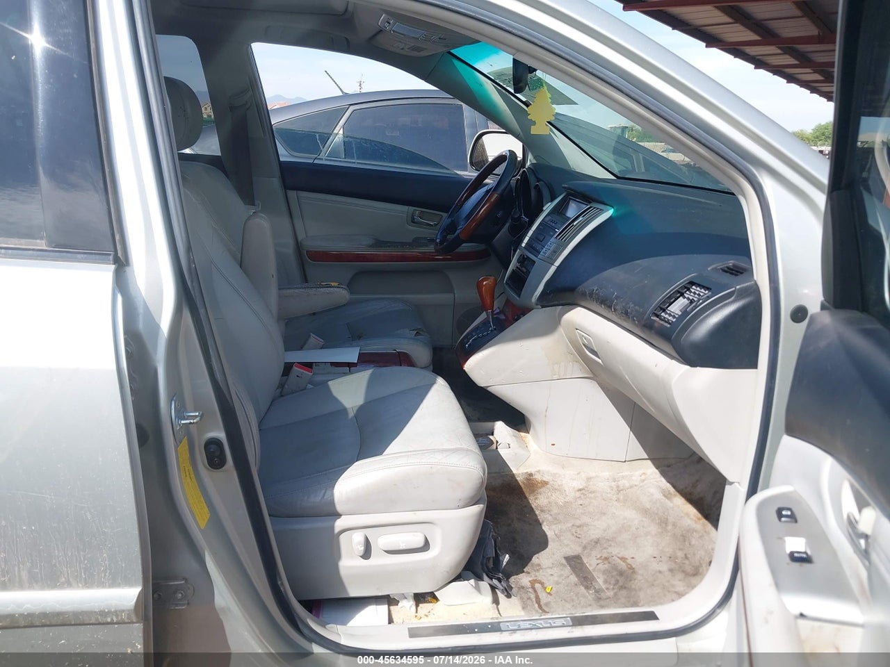 2004 LEXUS RX 330   · 5/11