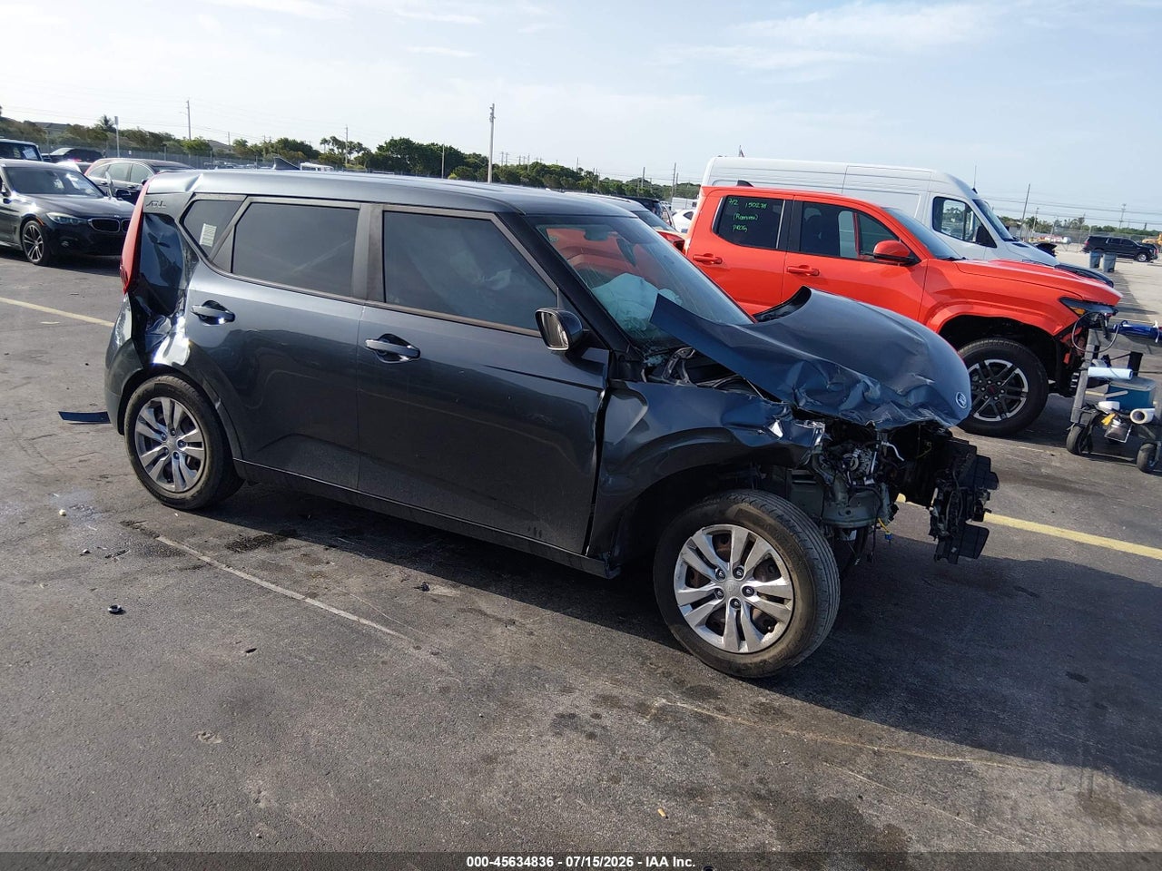 KNDJ23AU1L7****** · 2020 KIA SOUL LX