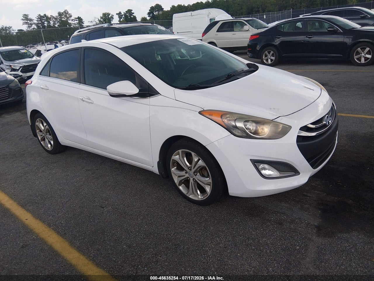 KMHD35LHXEU****** · 2014 HYUNDAI ELANTRA GT BASE W/BLUE