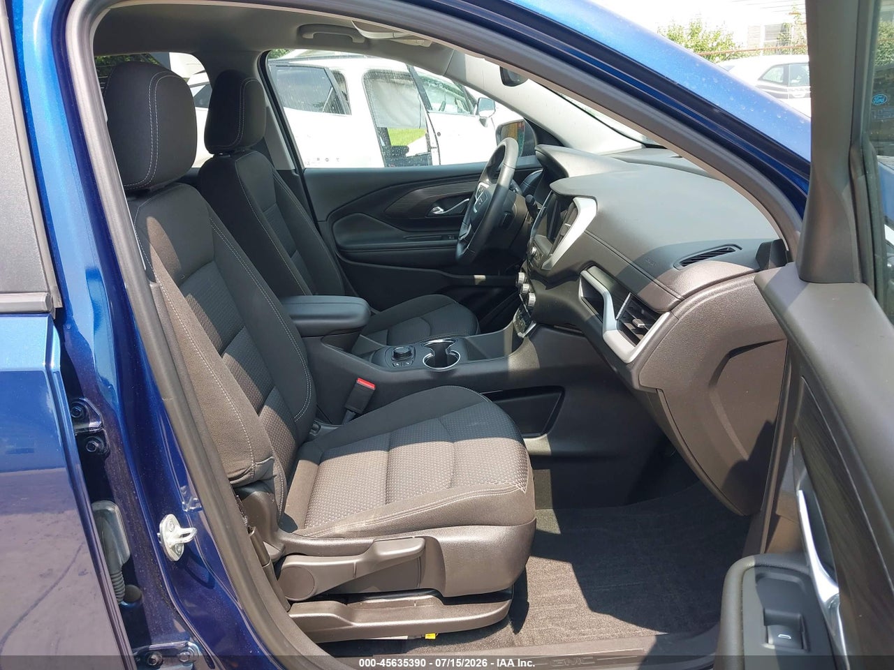 2023 GMC TERRAIN AWD SLE · 5/11