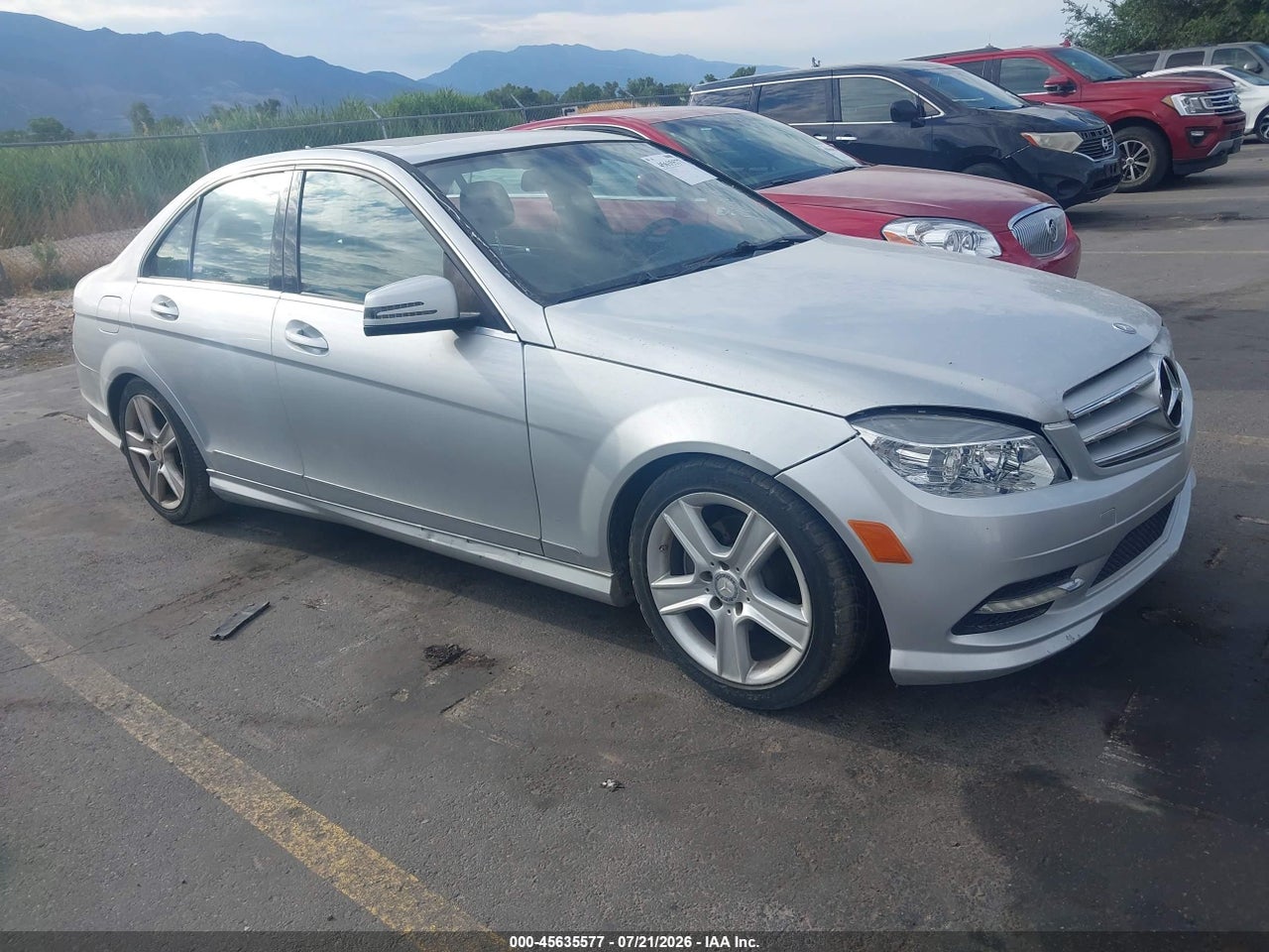 WDDGF8BB4BR****** · 2011 MERCEDES-BENZ C 300 LUXURY 4MATIC/SPORT 4MATIC