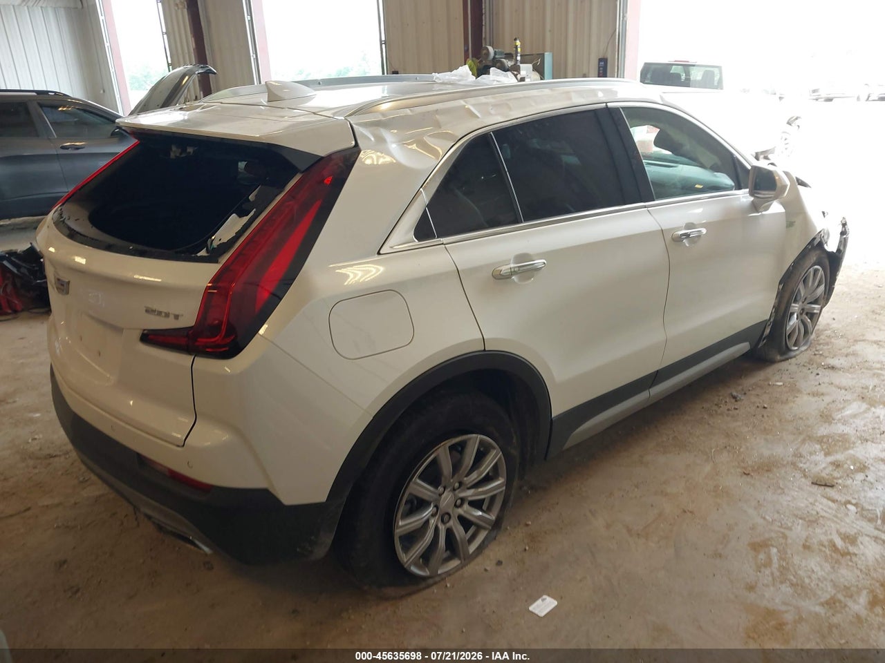 2019 CADILLAC XT4 PREMIUM LUXURY · 4/11