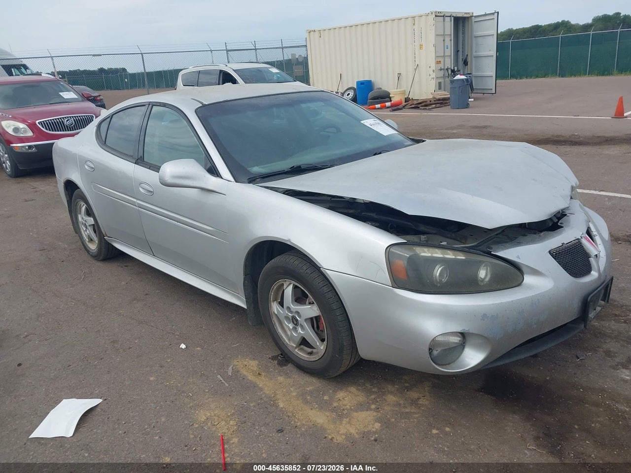 2004 PONTIAC GRAND PRIX GT1