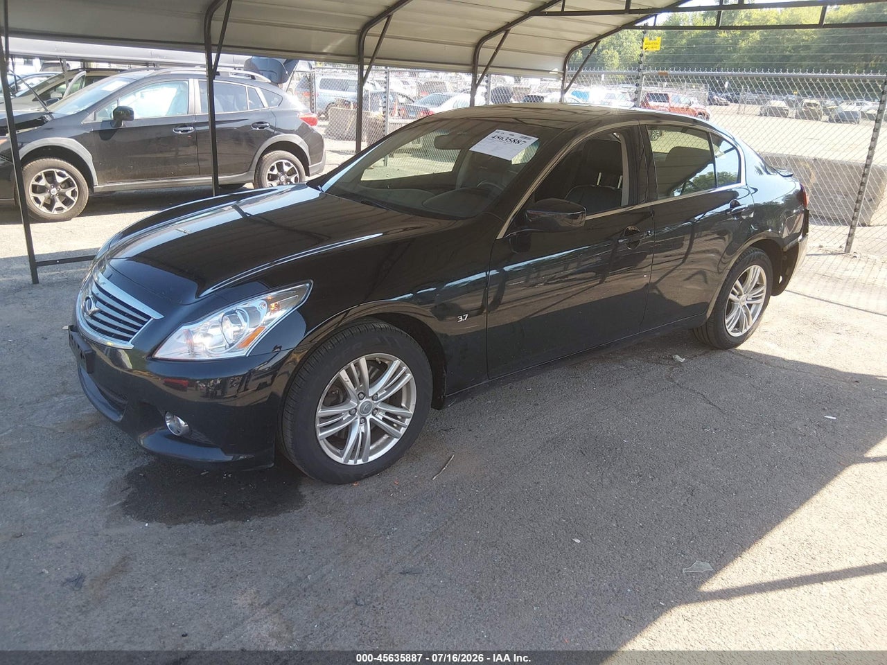 2015 INFINITI Q40 · 2/11