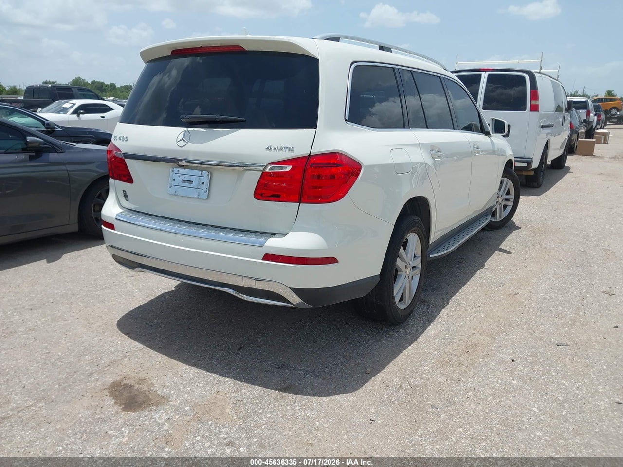 2013 MERCEDES-BENZ GL 450 4MATIC · 4/11