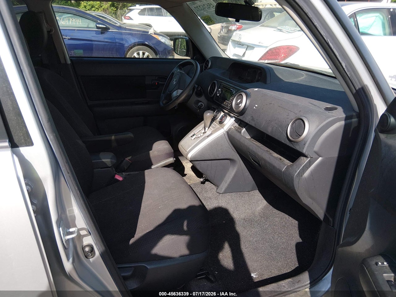 2009 SCION XB   · 5/11