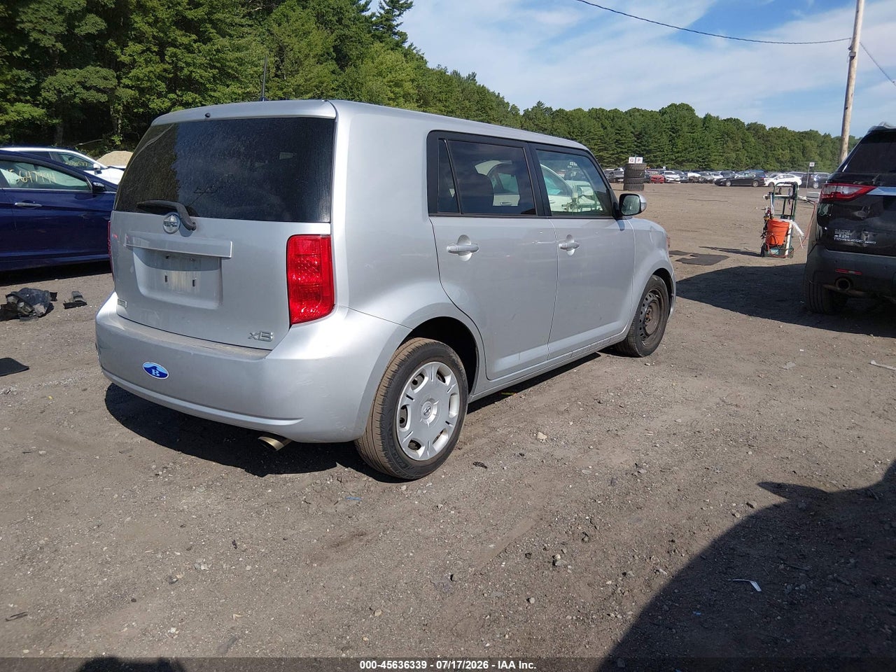 2009 SCION XB   · 4/11